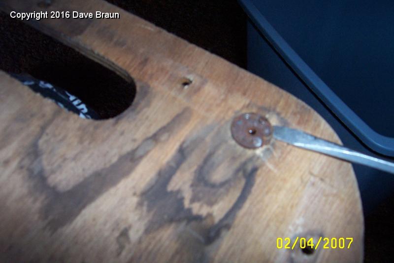 MGTD15470/Interior & Upholstery/Old Upholstery/Removing nut plates